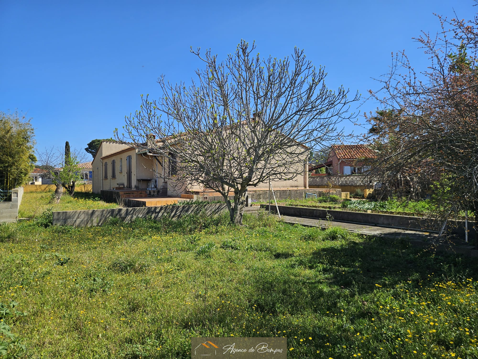 VILLA 4 FACES 117 M2 HBTS SUR 1085 M2 DE TERRAIN