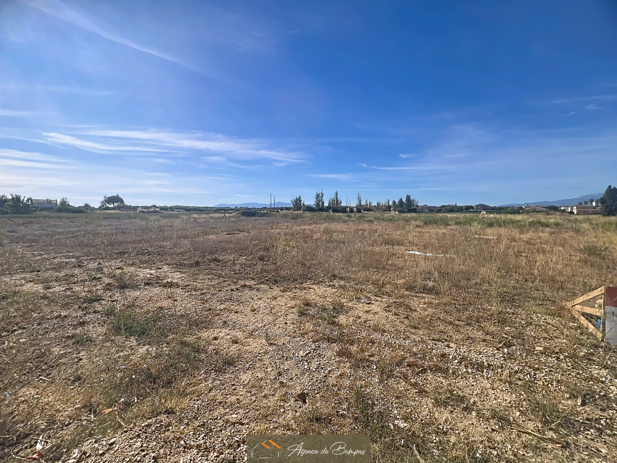 SECTEUR RESIDENTIEL - TERRAINS A BATIR